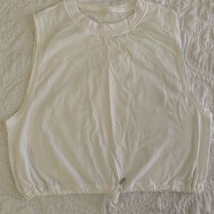 Lululemon crop top